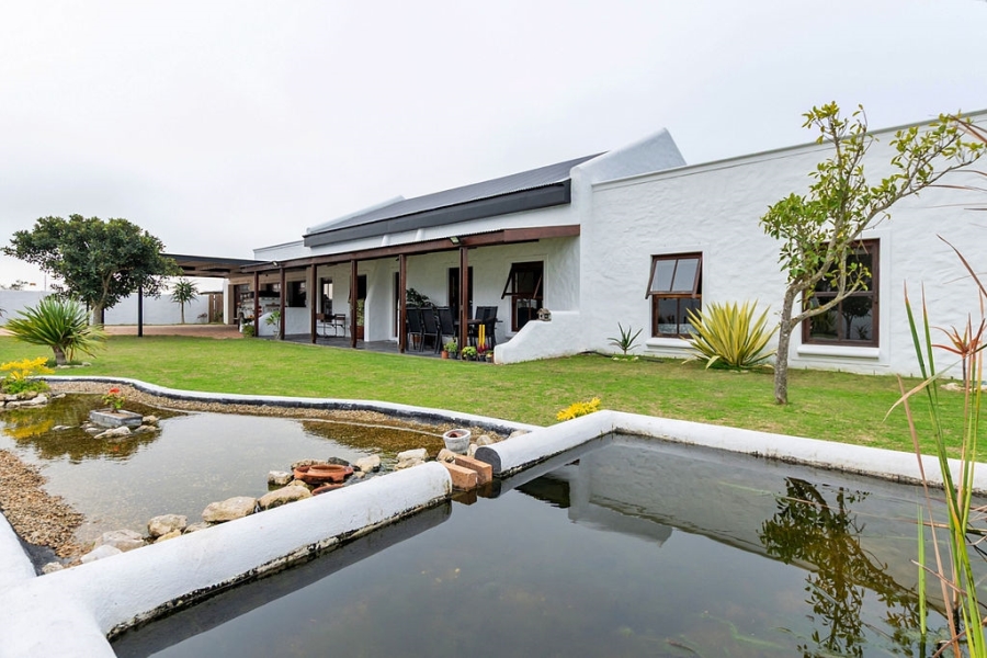 To Let 4 Bedroom Property for Rent in Long Acres Country Estate Western Cape